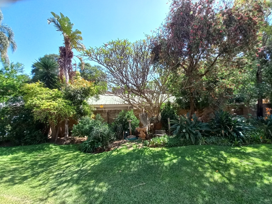 3 Bedroom Property for Sale in Safari Gardens North West